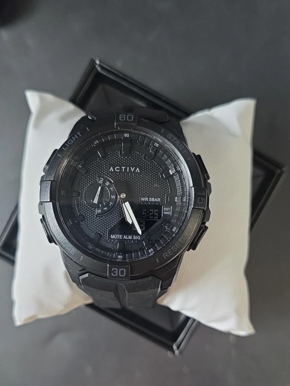 401. Activa X Invicta Spry Analog-Digital Quartz 53mm Black Sports Watch